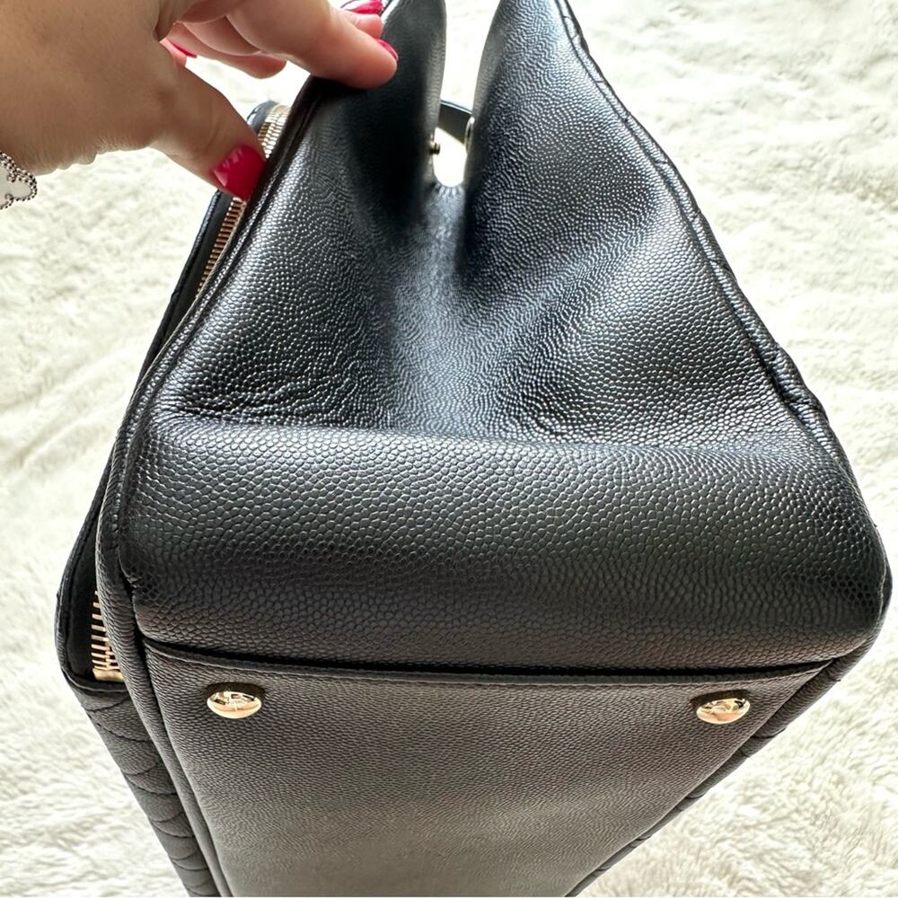 CHANEL business affinity leather handbag large Authentic Retail 7500$ - Picture 5 of 15